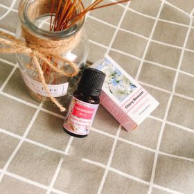 Plant aromatherapy essential oil (Option: Cherry blossoms)